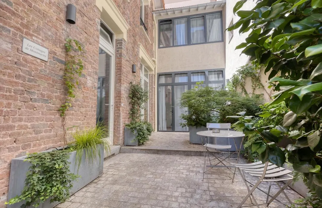 Les Cottages De Montmartre - Secret Courtyard-1