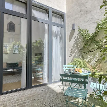 Les Cottages De Montmartre - Secret Courtyard-2